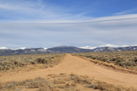 Land offering unparalleled mountain panoramas for your dream home